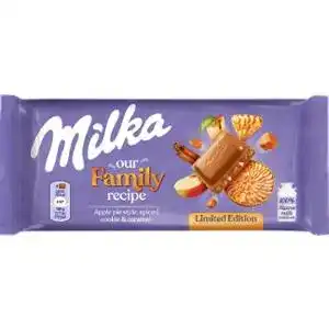 Шоколад Milka молочний з пряним печивом, хрусткою мигдальної карамеллю і желейними яблучними шматочками, 90 г