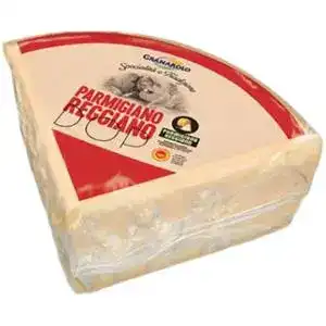 Сир Granarolo Parmigiano Reggiano твердий 32%, ваговий