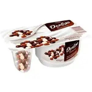 Йогурт Даниссимо Фантазия шоколадные шарики 6.8% 100 г